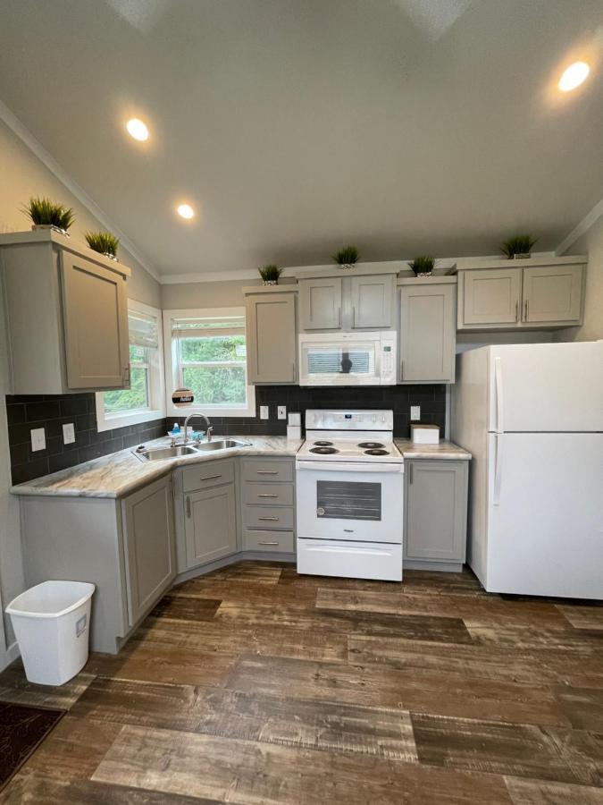 Charming Tiny Home! Close To Oxford, Sardis Lake, Safari Animal Zoo Buitenkant foto